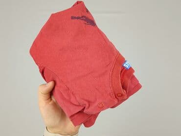 czerwone koszulki: Koszulka, 1.5-2 lat, 86-92 cm, stan - Dobry — 5