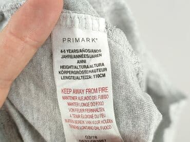 koszulka lewandowskiego z barcelony: Podkoszulka, Primark, 4-5 lat, 104-110 cm, stan - Idealny — 4