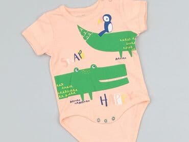 różowa sukienka c a: Body, 1-3 m, 
stan - Idealny — 1